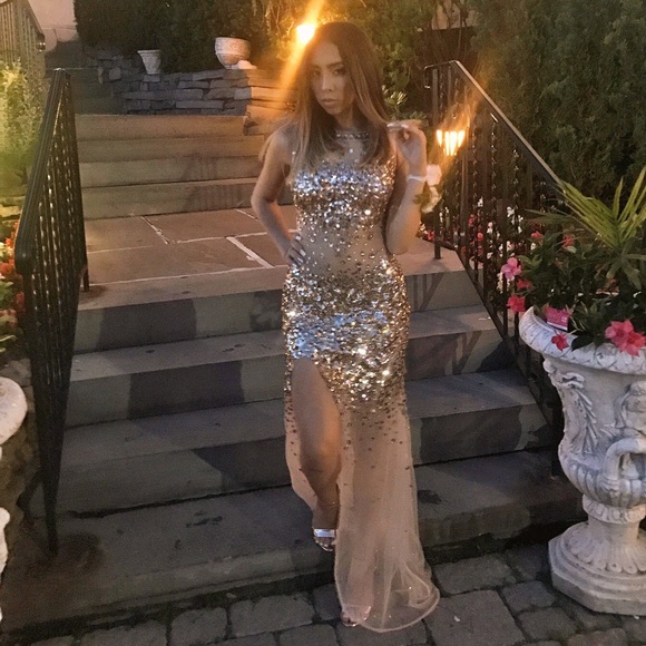 Prom Dress / Evening Gown - Picture 1 of 6